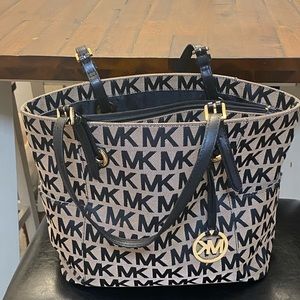 Michael Kors Shoulder bag
